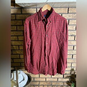 ‎Basic edition plaid button down